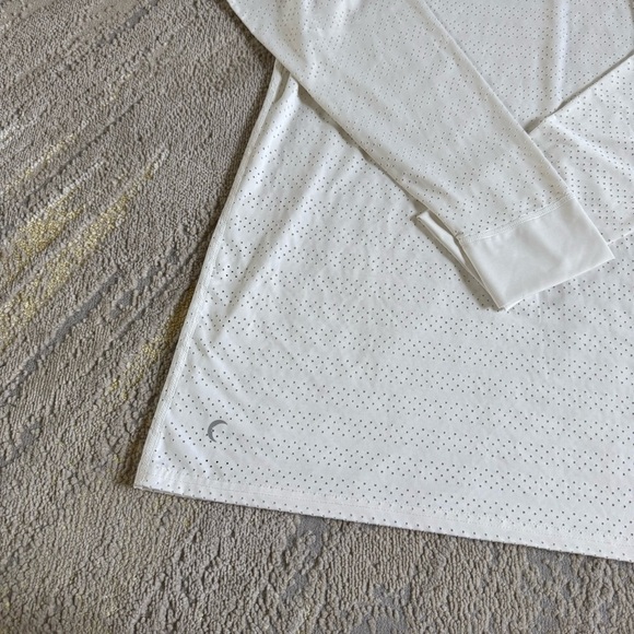 Zyia Active Chill White Perforated Long Sleeve Round Neck Athletic top XXL - Picture 6 of 6